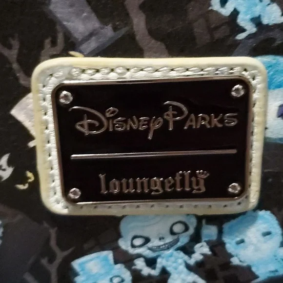 Disney x Loungefly Haunted Mansion Funko Pop! Happy Haunts  display picture 1